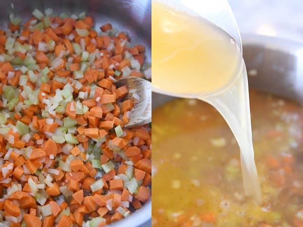 Vierta el caldo en las verduras para una sopa de pollo y verduras con queso crema.