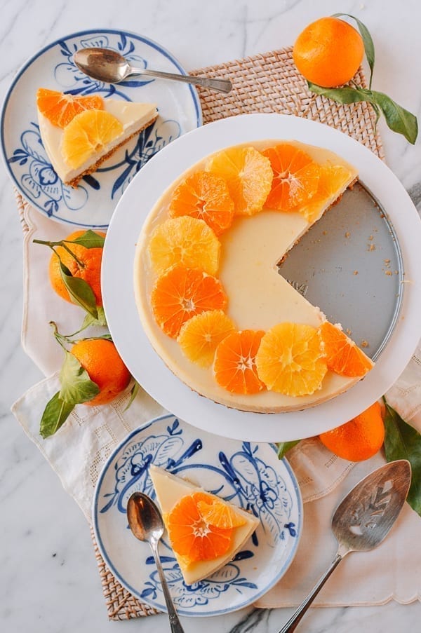 Rebanadas de cheesecake sin lácteos con naranjas, thewoksoflife.com