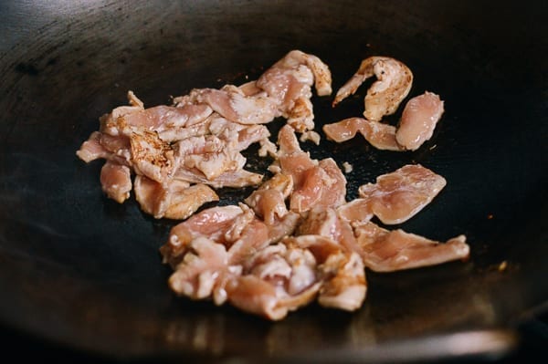 Pollo asado al wok, thewoksoff.com
