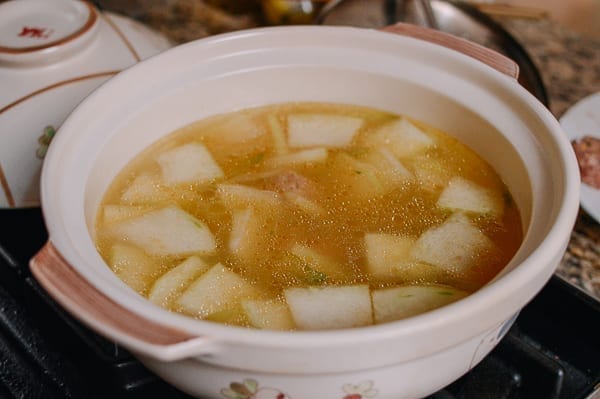 Cocine la sopa de melón de invierno, thewoksoff.com