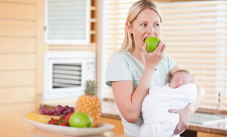 Dieta posparto: ¿Qué alimentos comer y evitar después del parto?