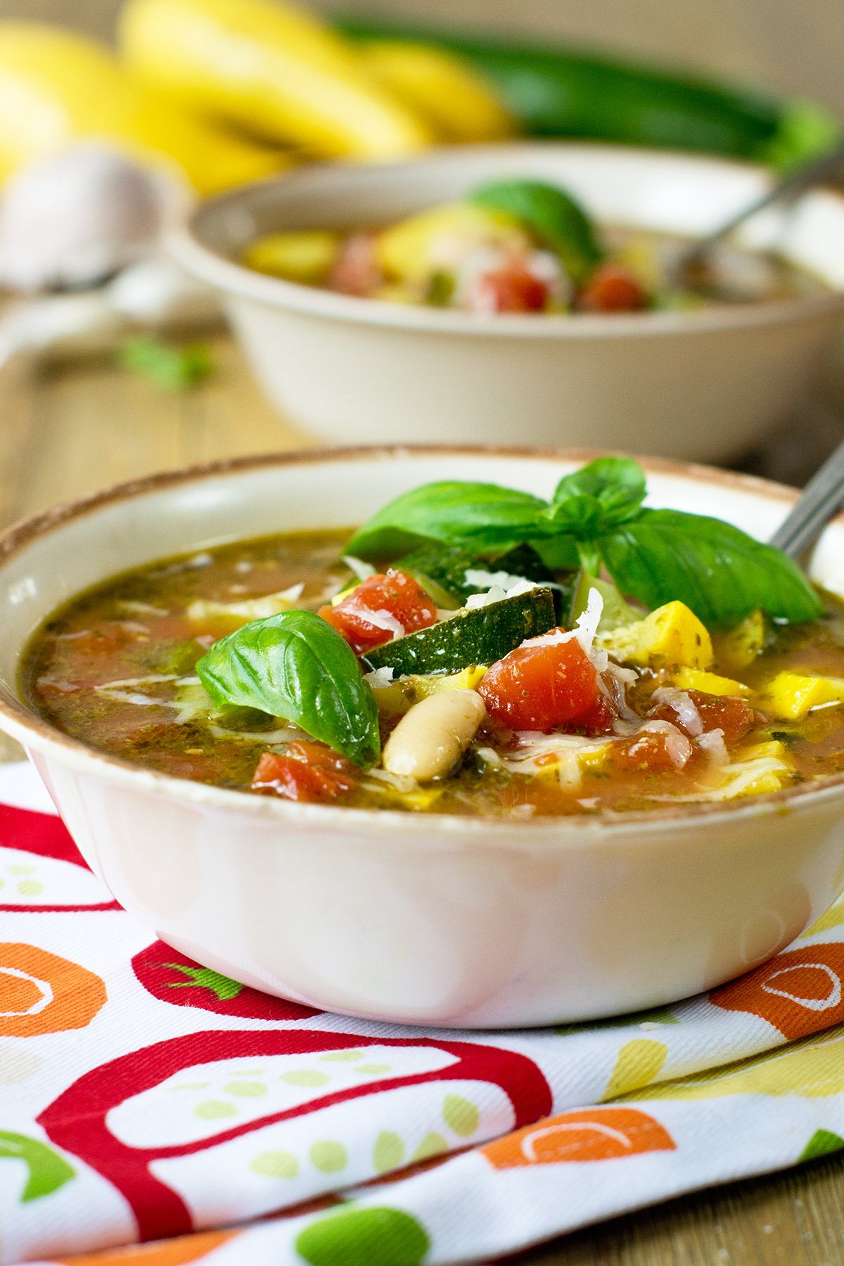 Receta fácil de sopa minestrone