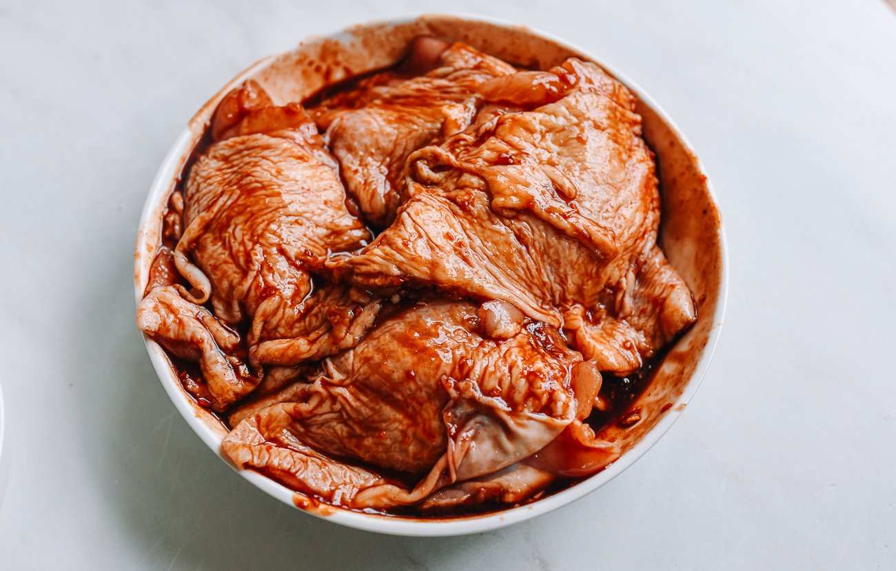 muslos de pollo marinados con salsa char siu
